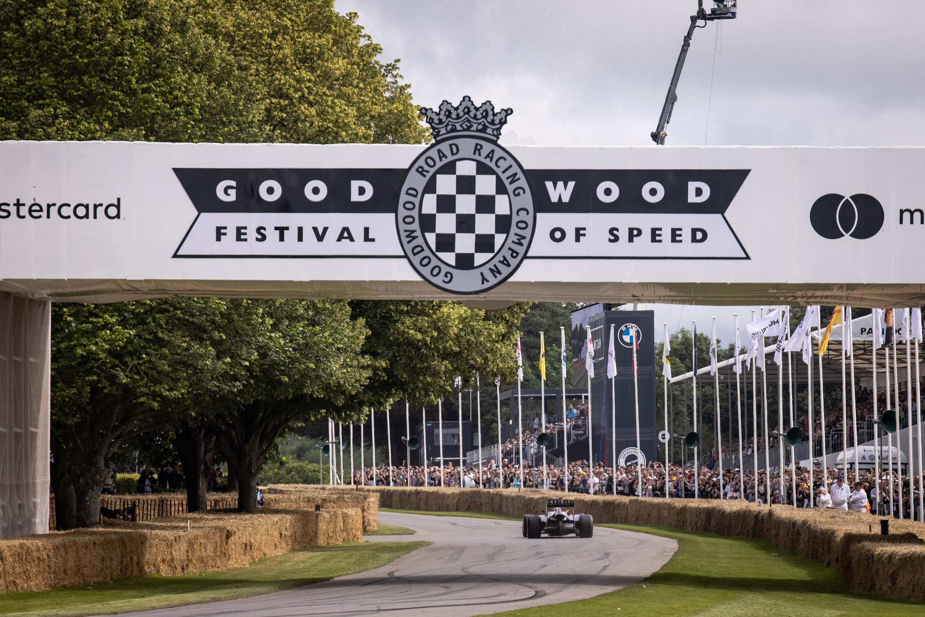 Goodwood Festival of Speed グッドウッド 洋書① Goodwood Festival of Speed 2026 Poster | The Goodwood Shop