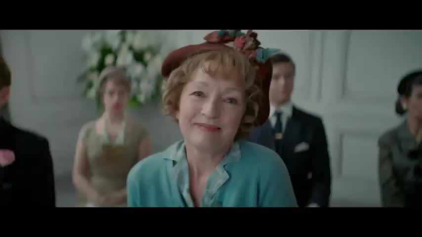 Lesley Manville Gets Her Dior Dress in 'Mrs. Harris Goes to Paris' -  Newsweek