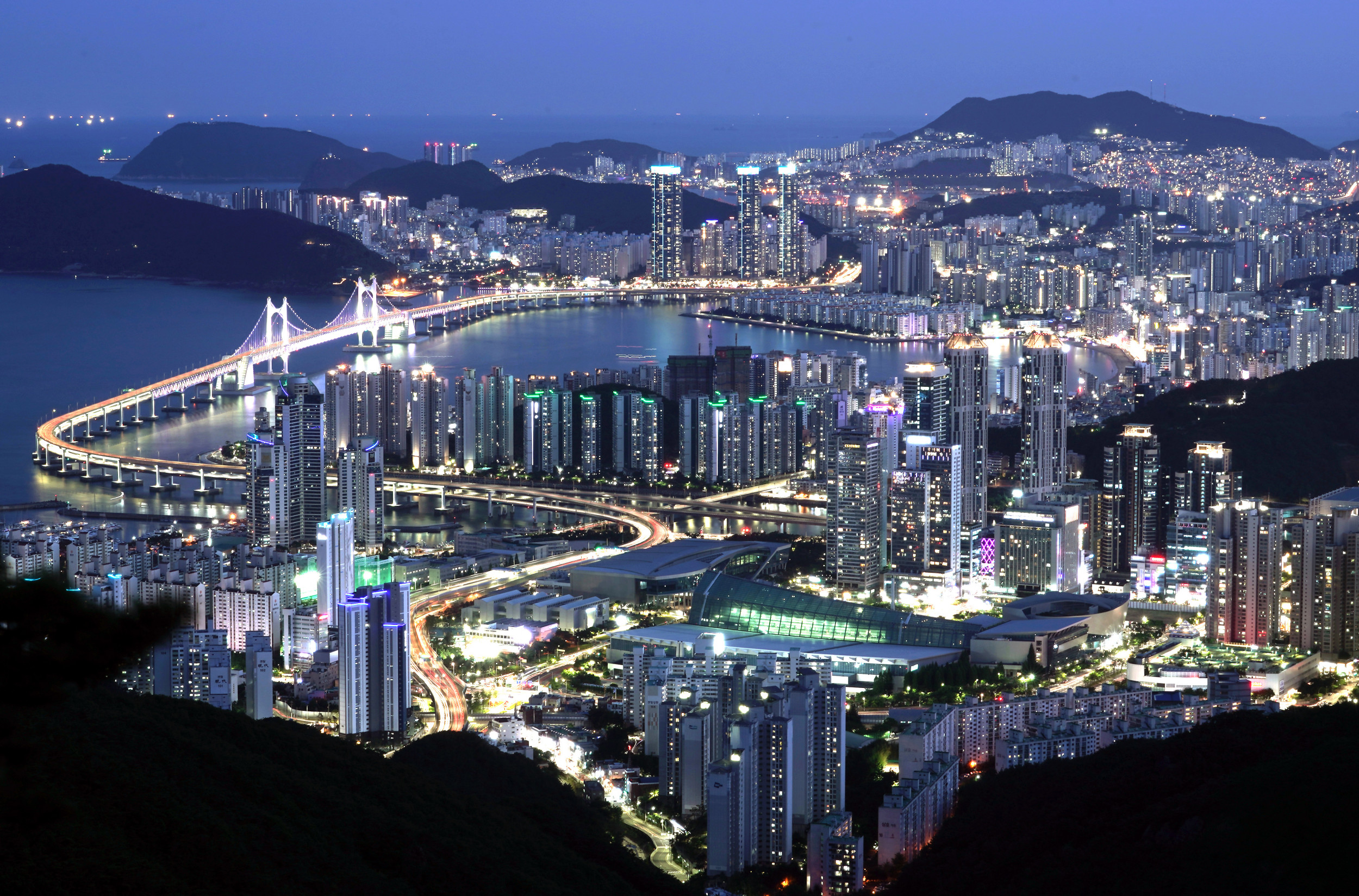 From War Haven to Leading Port City, South Korea's Busan Eyes