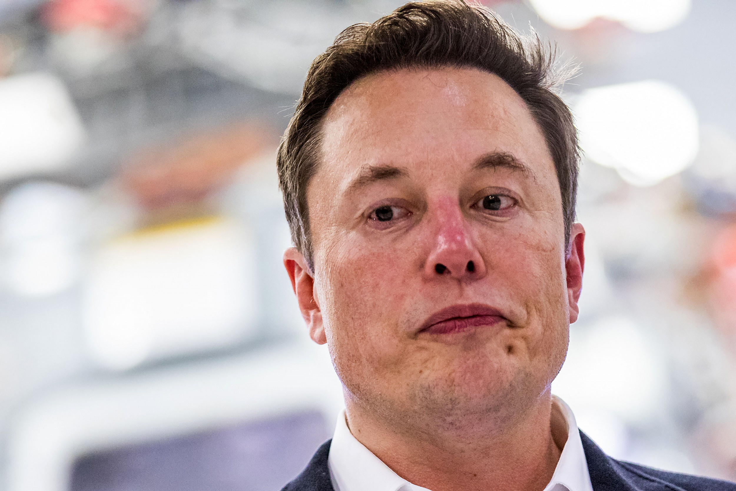 Elon Musk, Nick Cannon Bond Online Over Their Combined 15 Children -  Newsweek