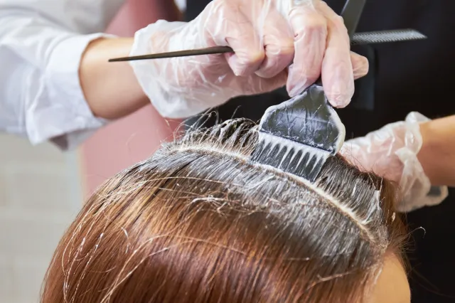 ‘Steaming Mad’ Mom Getting Hairstylist Fired Over Shocking Comment Cheered