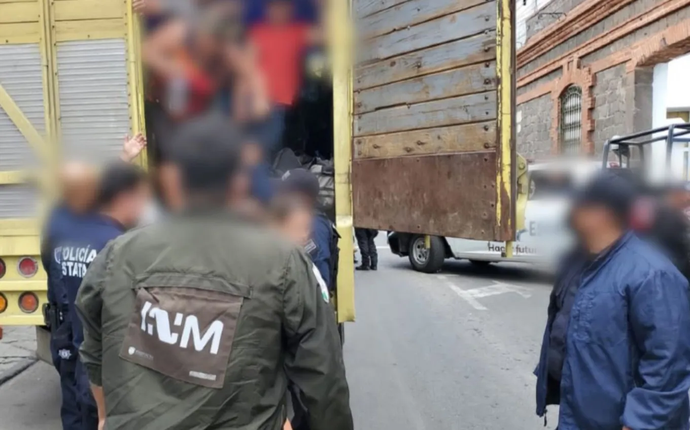 Over 100 Migrants Found in Packed Truck at Mexican Border - Newsweek