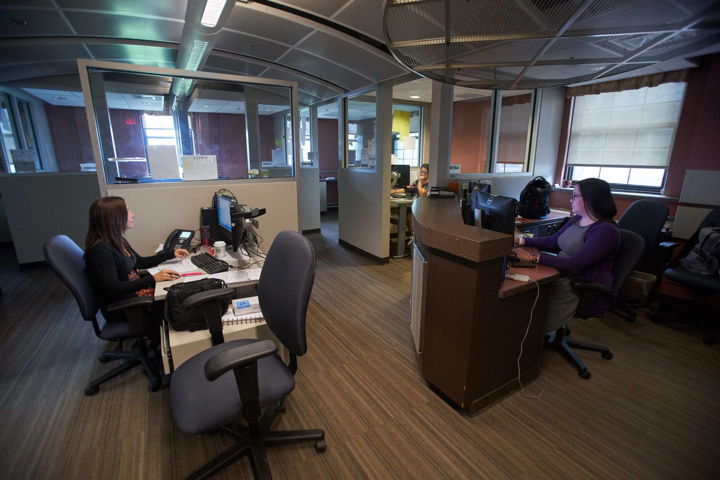 office worker✨ Employee Says Boss Assigns 'Homework' After Work: 'Sounds Like