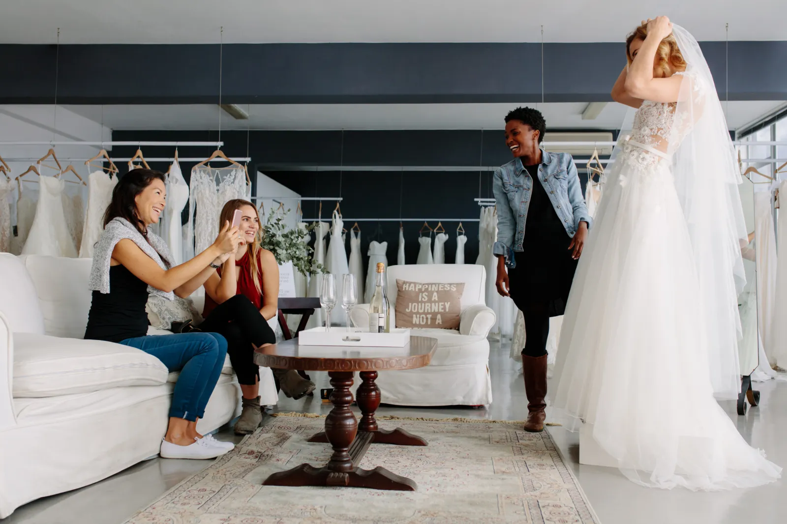 Sister-in-Law Uninvited to Wedding for Damaging Bride's Dress Splits Views