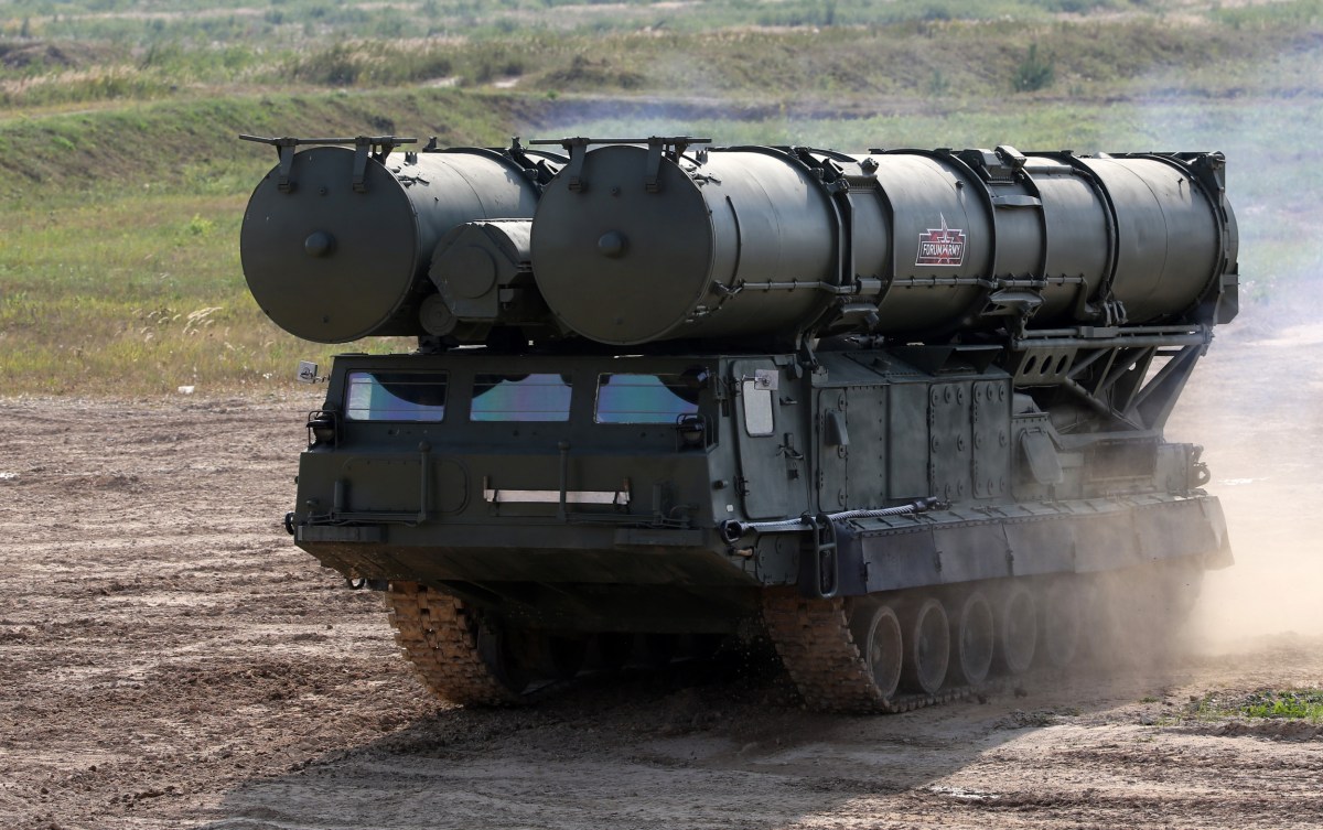 Russia Might Run Out of Weapons, Ammunition By End of Year: Report ...