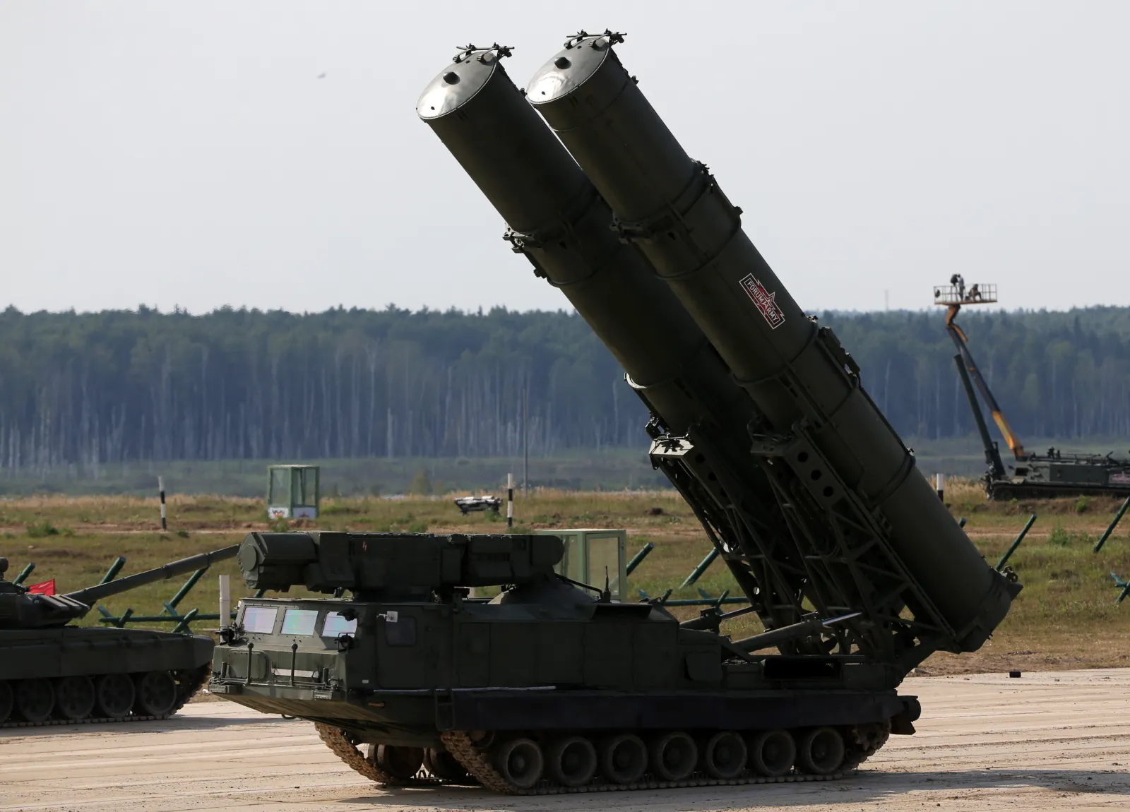 Russia Missile Launch Goes Spectacularly Wrong in Video - Newsweek
