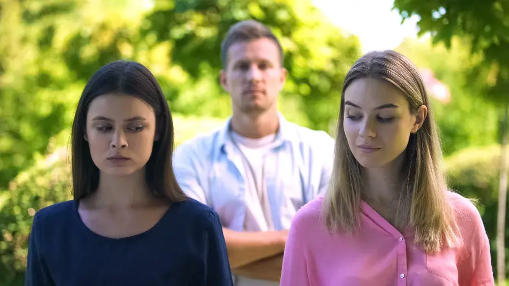 Fury After Fianceé Who Wanted Open Relationship Demands Exclusivity Again