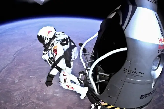 Felix Baumgartner Skydiving In Space
