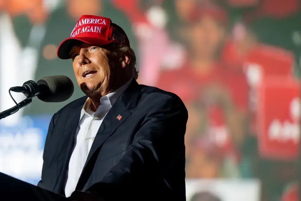 Trump Set to Boost Oz, Mastriano in Pennsylvania as Races Tighten