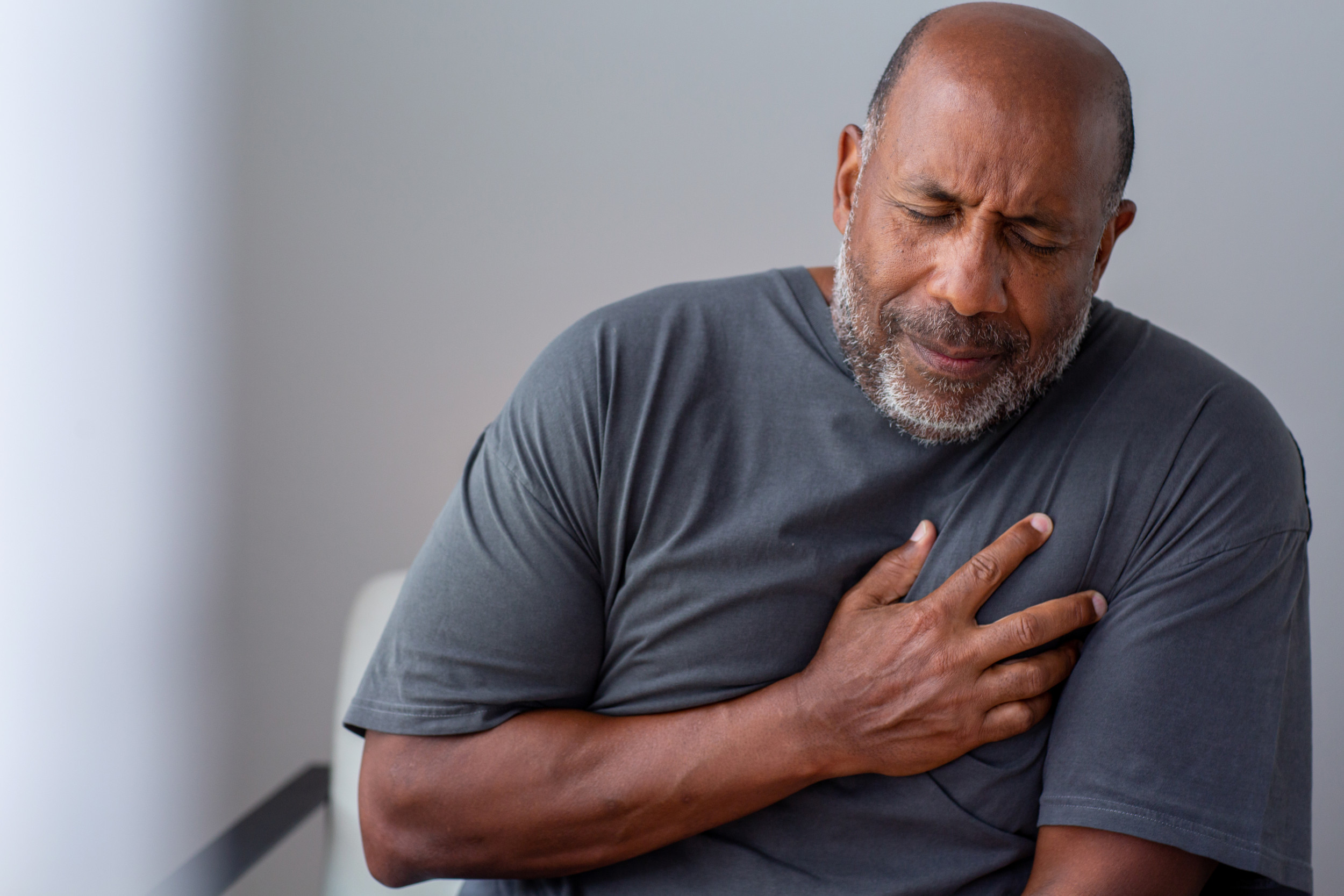 When To Worry About Heart Palpitations After Eating—What You Need To Know