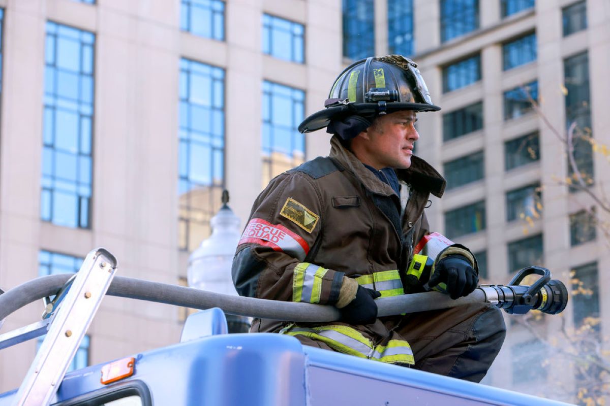 Are 'Chicago Fire,' 'Med' and 'P.D.' on Tonight? NBC-TV Schedule Explained  - Newsweek