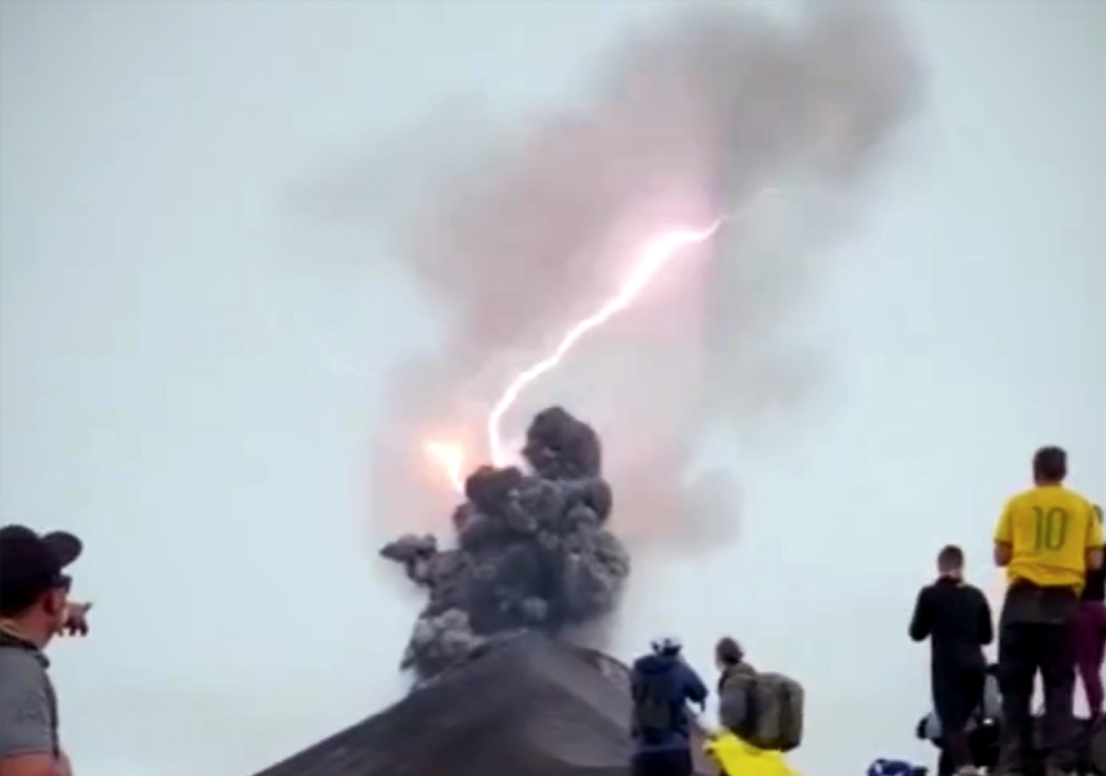 Volcanic Lightning Captured in Incredibly Rare Footage - Newsweek