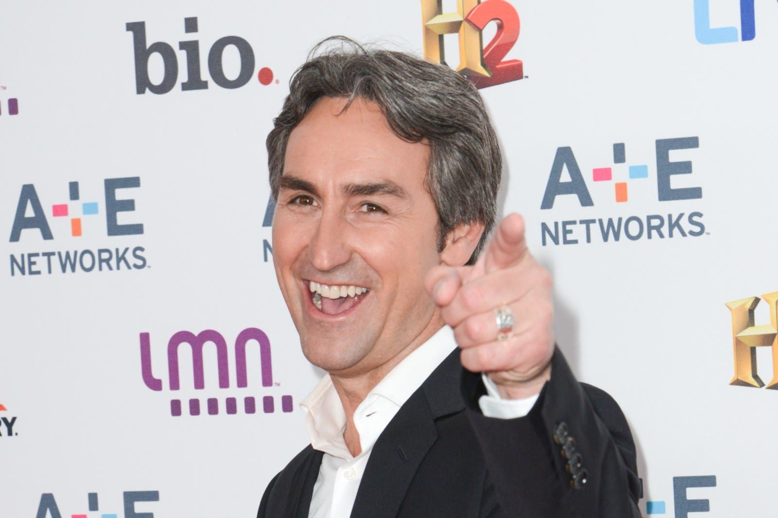 American Pickers” Mike Wolfe Blasts Claim Women Don't Work On the Show -  Newsweek