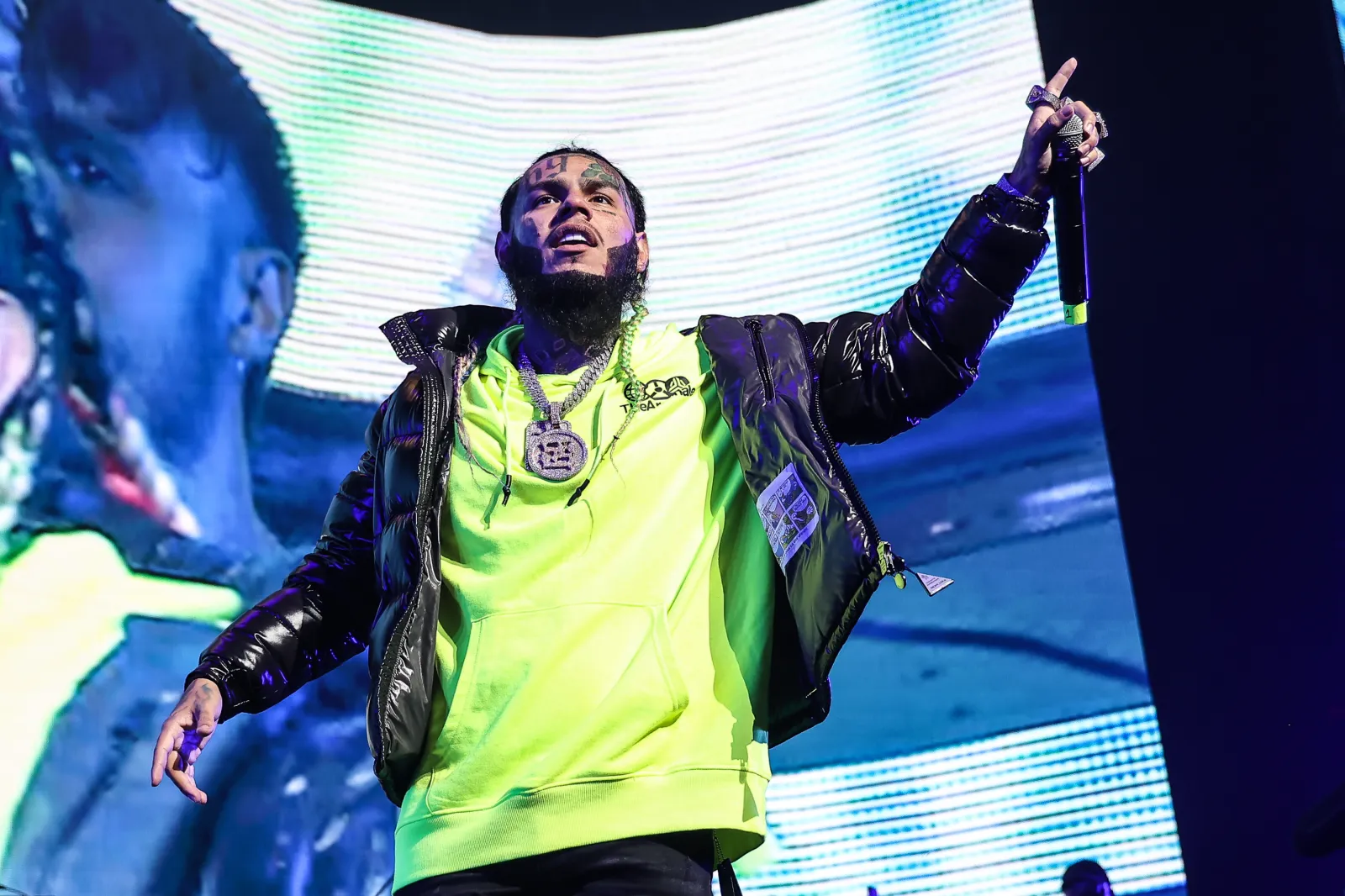 Why Did 6ix9ine Get Beaten Up? What We Know After Rapper Was Jumped ...