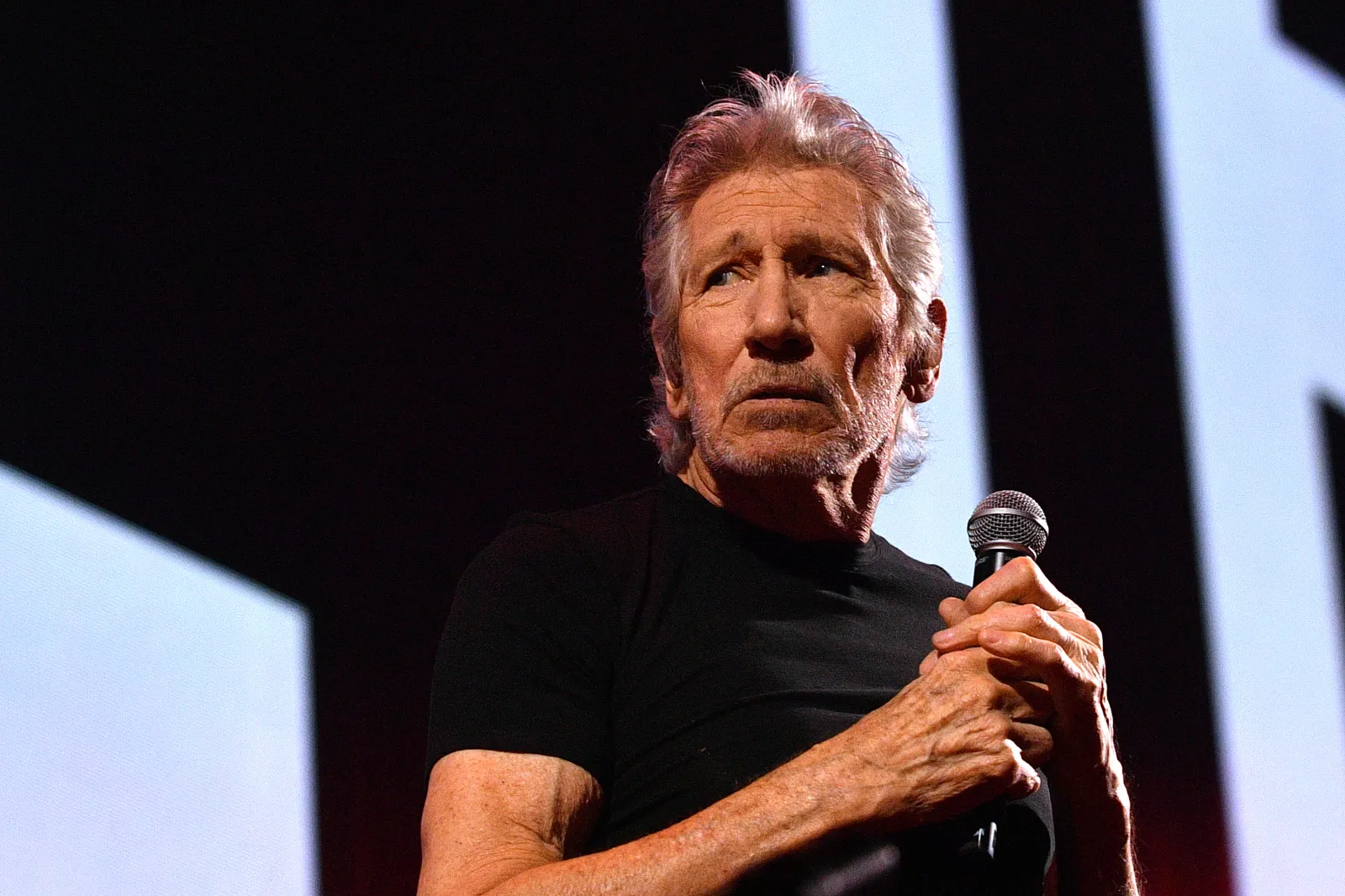 Former Pink Floyd leader says "Israeli lobby" is attempting to "cancel" him  - Newsweek