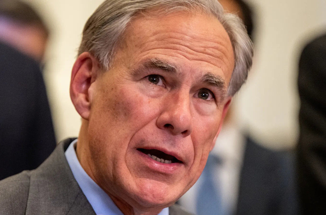 Greg Abbott Announces Massive Floating Border Barrier in Rio Grande ...