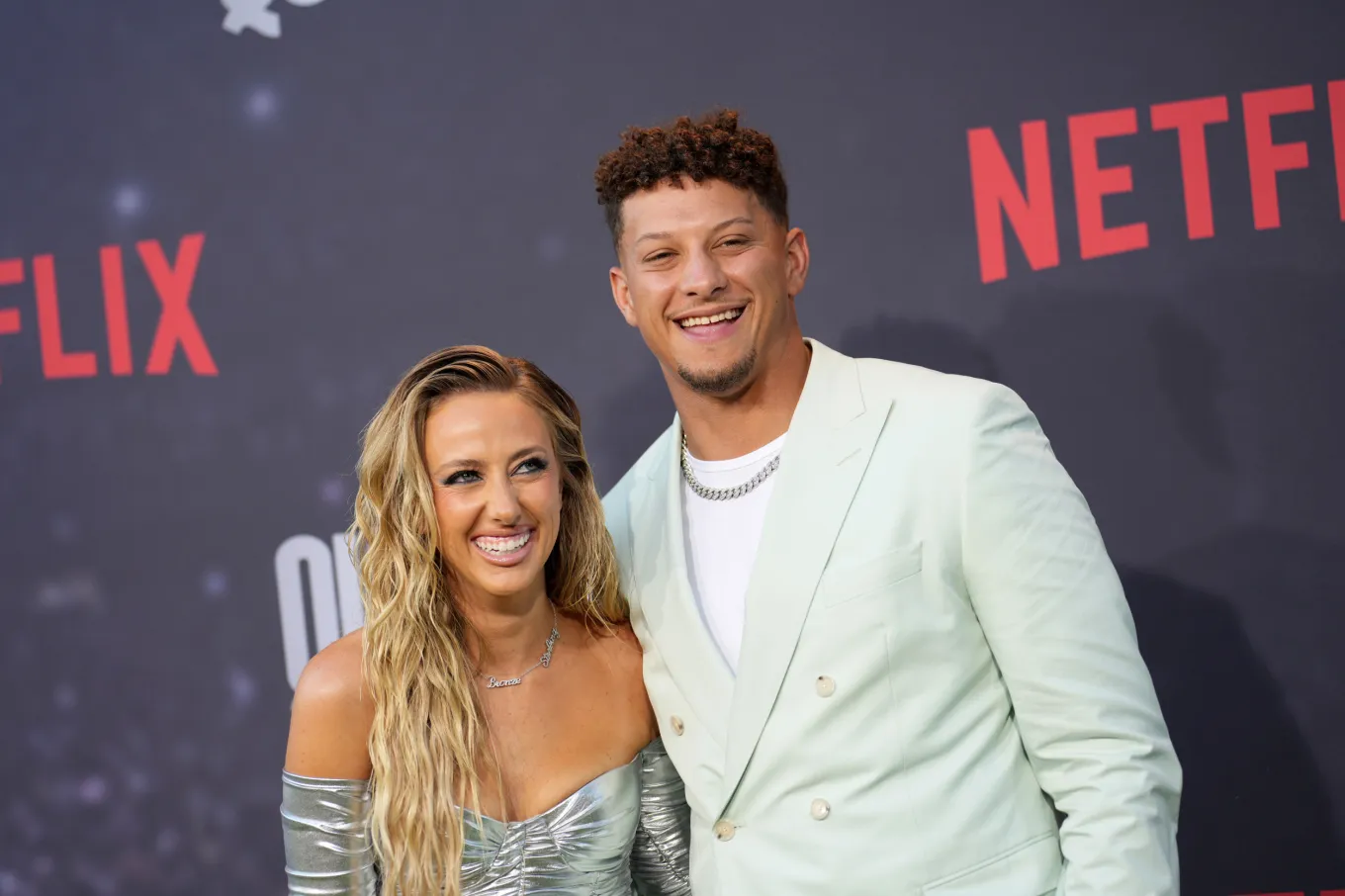 Patrick Mahomes’ Wife’s Shoes Spark Confusion in New Pic—’Ankle