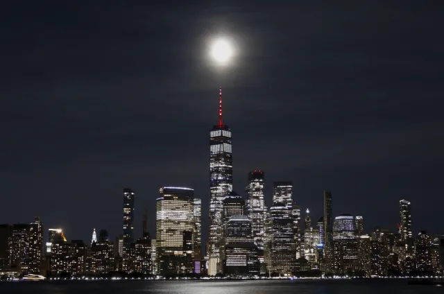 Rare Blue Supermoon Photos From Around the World - Newsweek