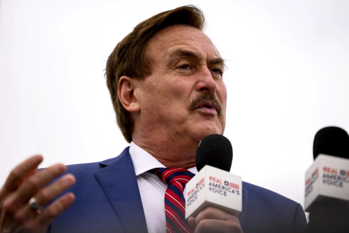 Mike Lindell Responds to Release of Viral ‘Lumpy Pillow’ Swearing Clip ...