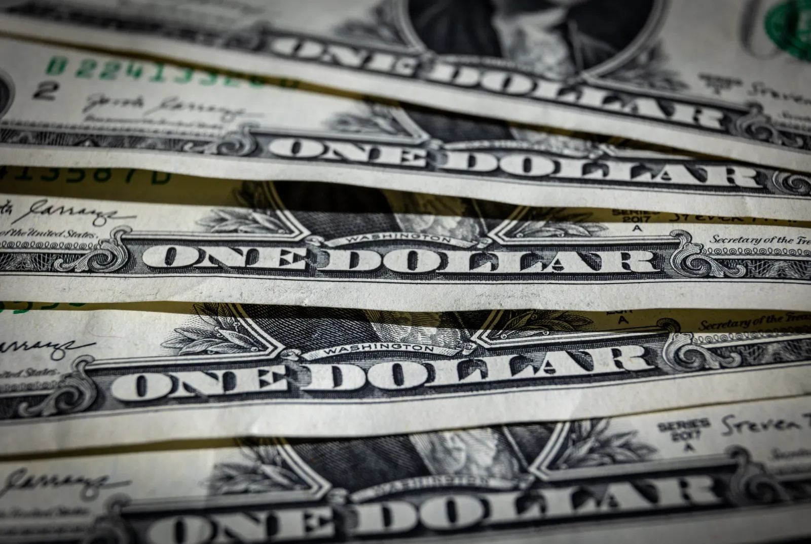 Fact Check: New $1,400 Stimulus Checks Today? Viral Video Sows Confusion