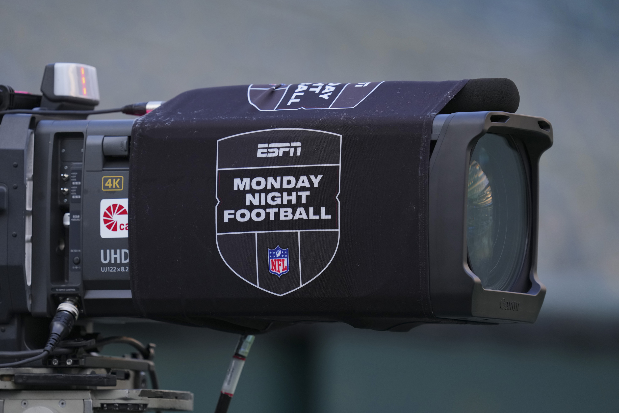 Why Are There Two Monday Night Football Games In Week 2 Newsweek 2283467 Espn Monday Night Football 