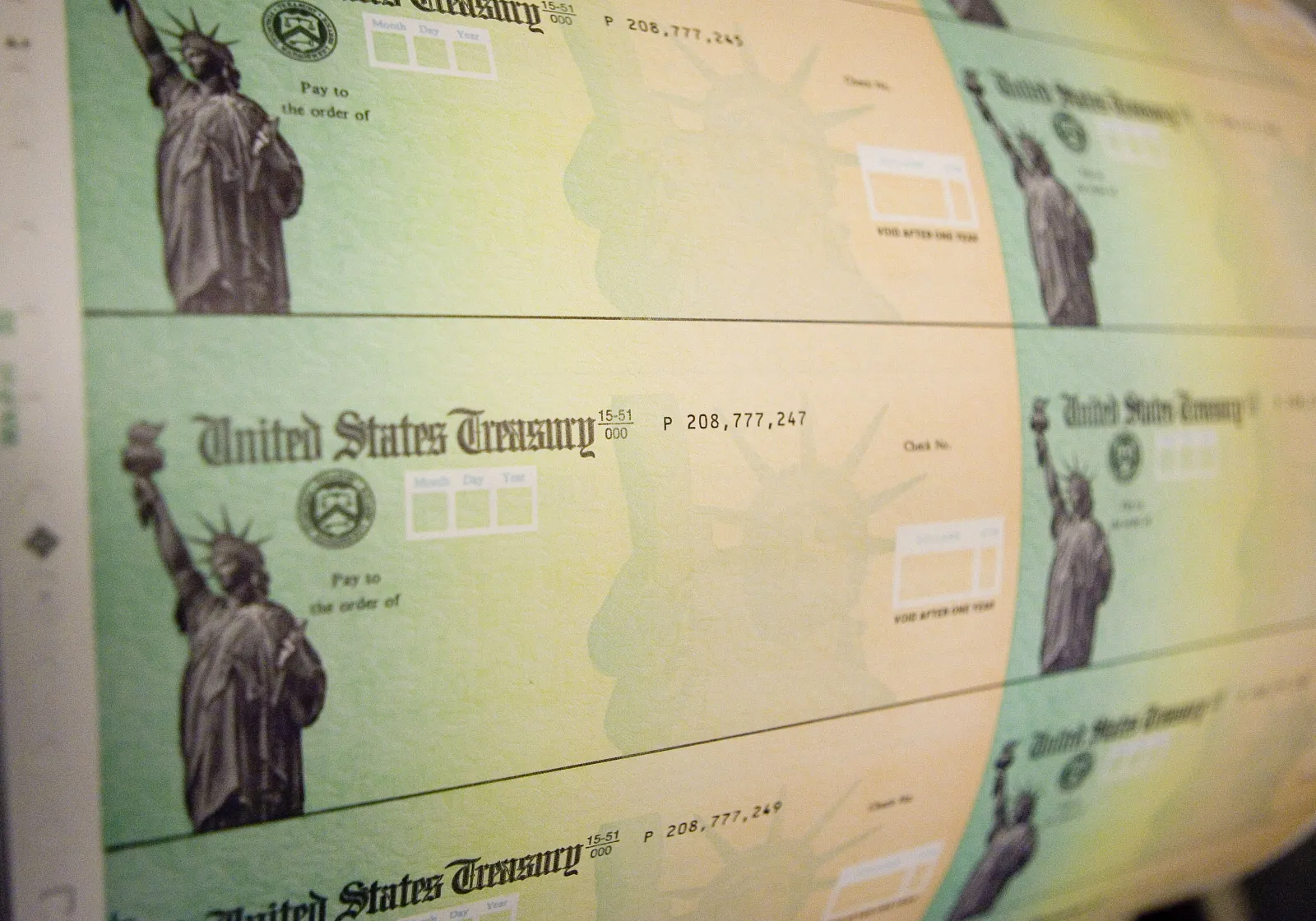 Six States Sending Out Stimulus Checks in October - Newsweek