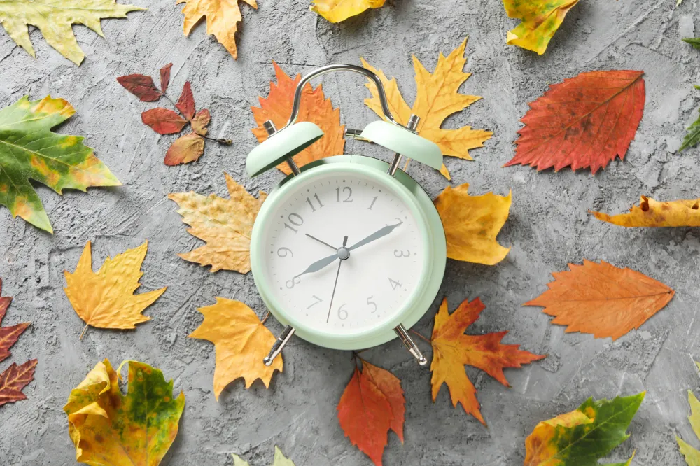 When Does Daylight Savings Time Start? Here’s When Clocks Fall Back in ...