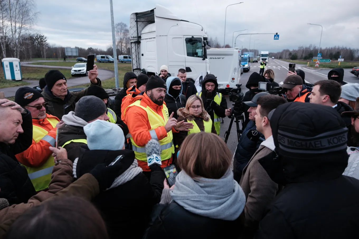 Polish Truckers May Be Adding to Ukraine Bloodshed, Aid Coordinator ...