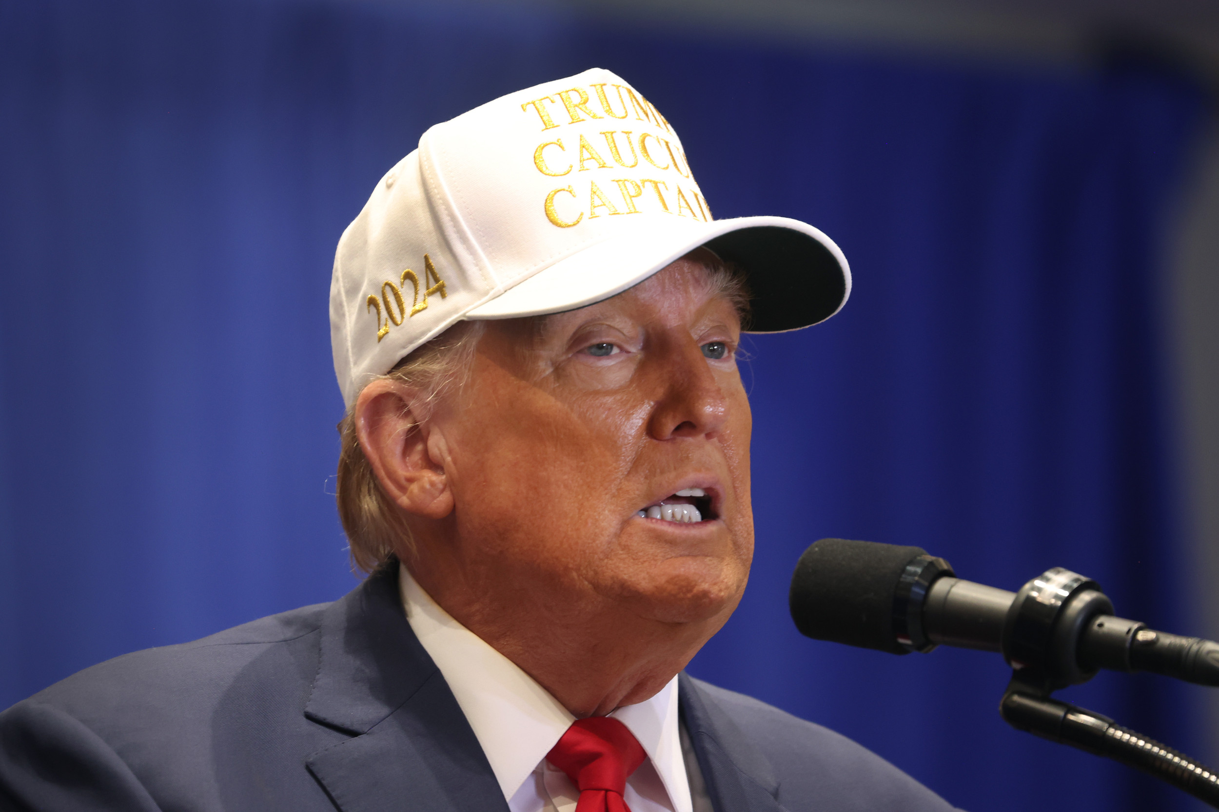 Donald Trump's Right Leg in Videos Raises Questions - Newsweek