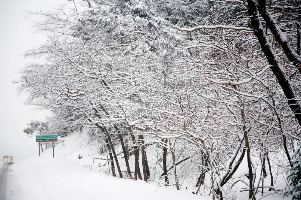 Man Captures Rare Weather Phenomenon During Winter Storm