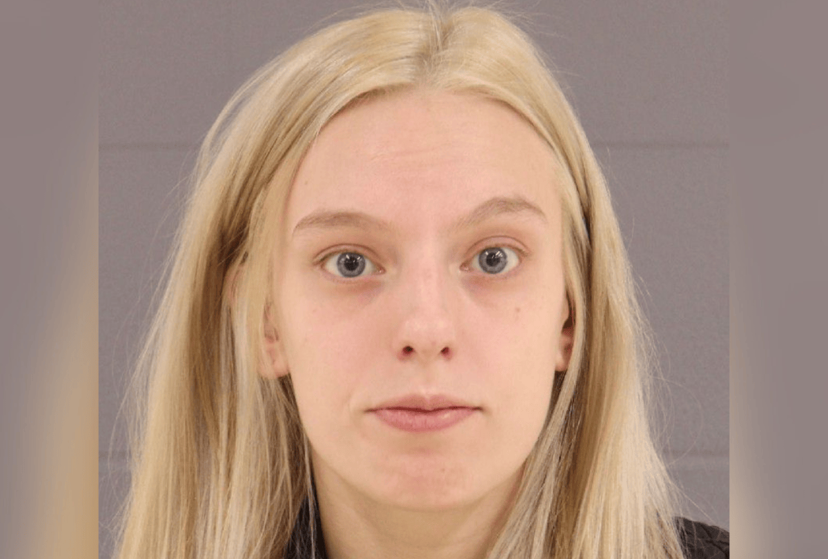 Baby Drowns in Bath While Mom Was on Phone for 20 Minutes: Sheriff ...