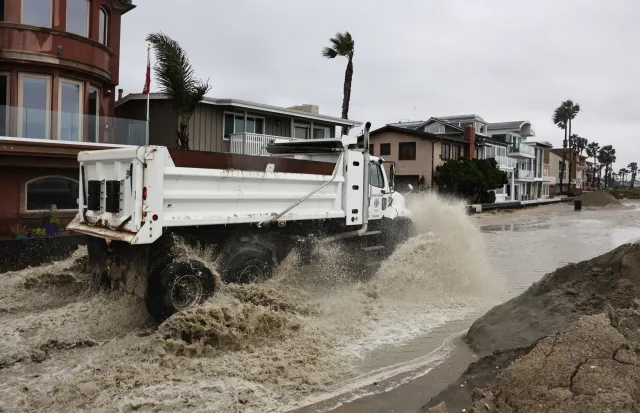 Atmospheric River Map, Update as 36 Million Californians Under Flood ...