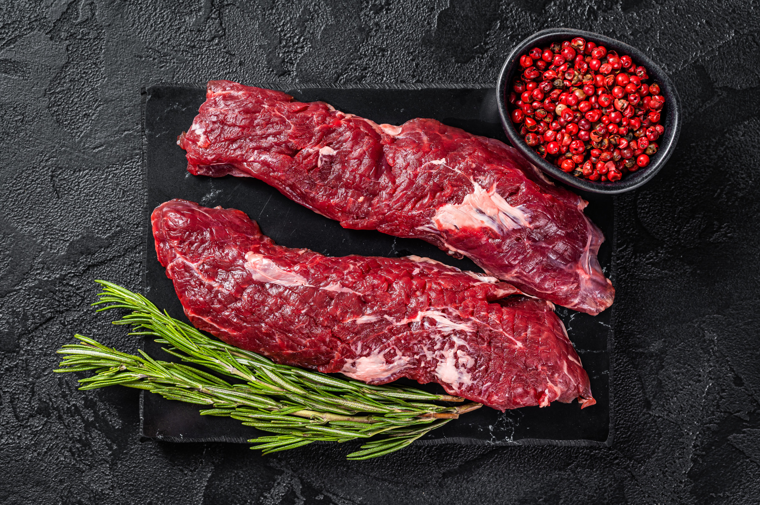 Friends Bring Steak For Dinner—What Man Notices Next Enrages: 'My Bad'