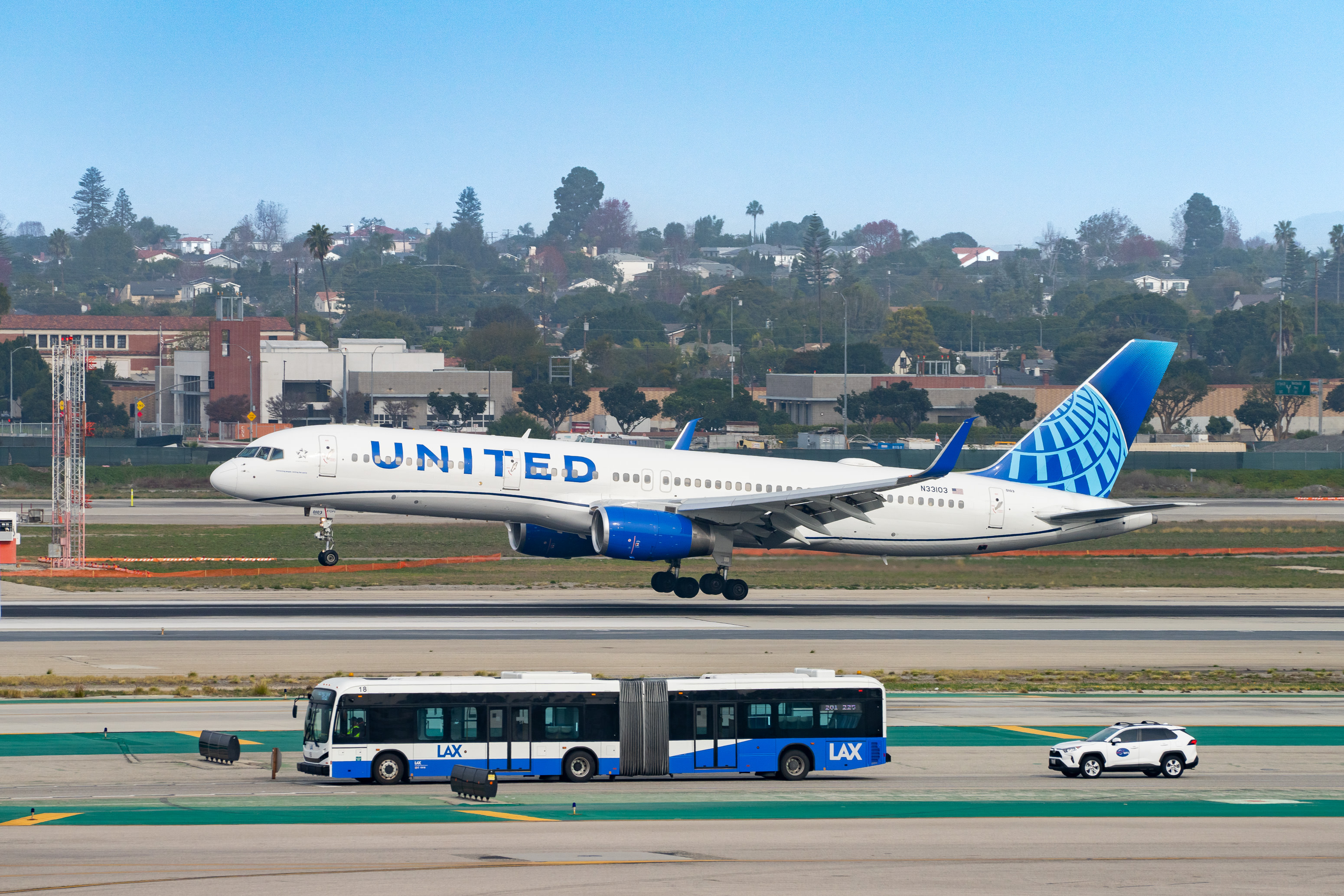 2364116-united-airlines.jpg?w=
