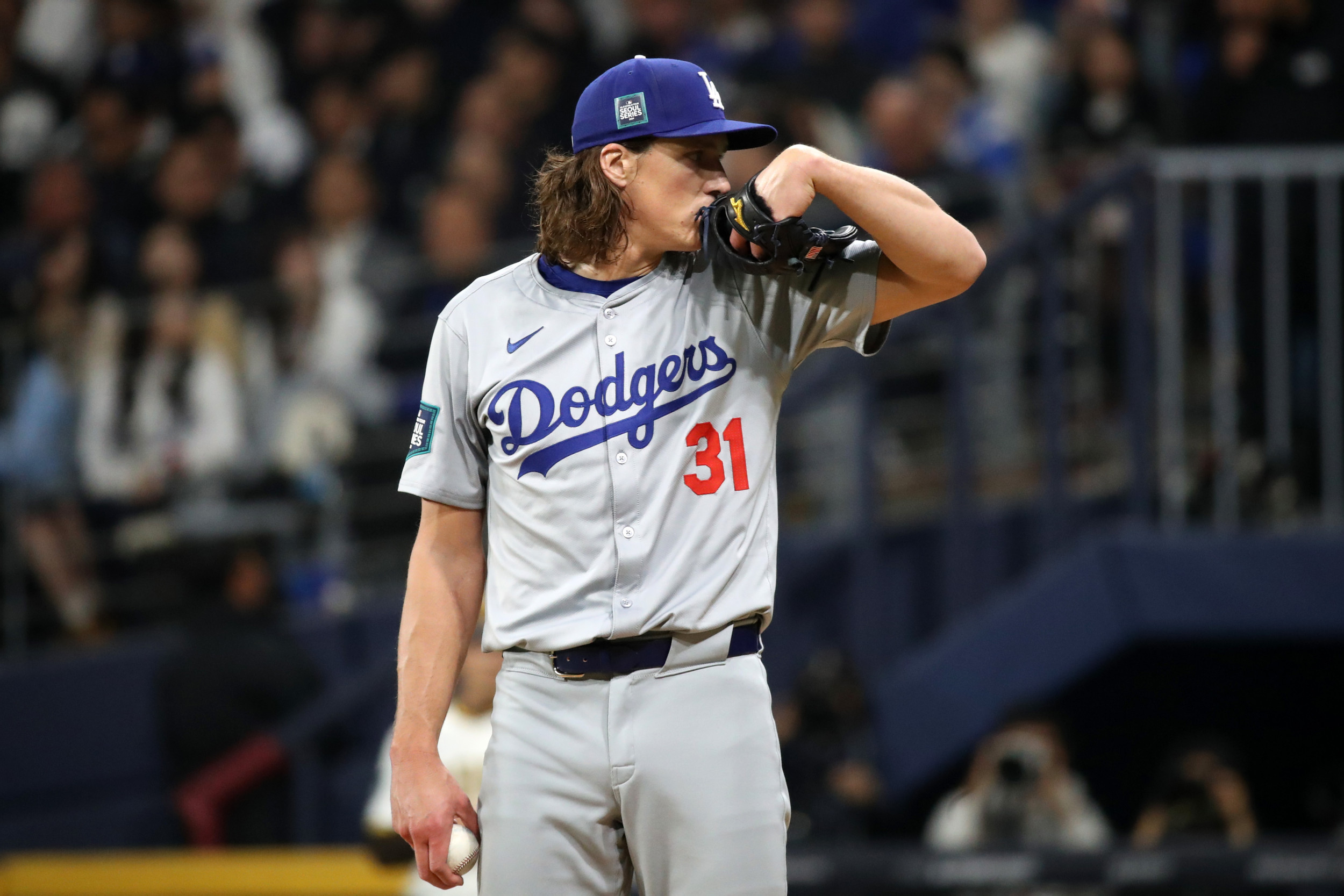 LA Dodgers News: Broken Glove Sparks Late Rally in Opening Day Win