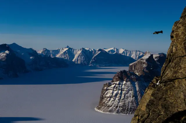 Jim Mitchell leaps from Ottawa Peak