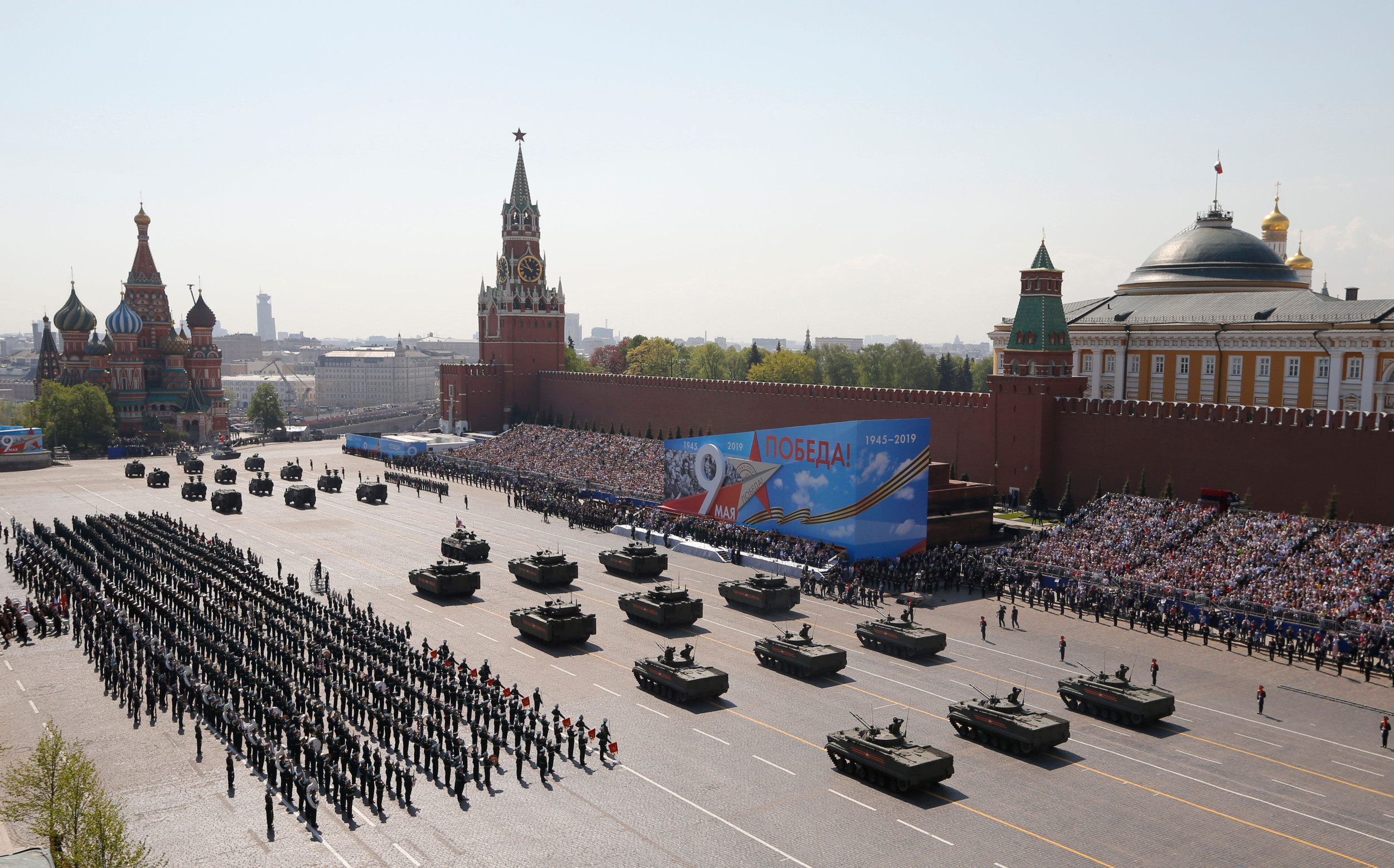 Russian State TV Wants Moscow to Conquer Three US States - Newsweek