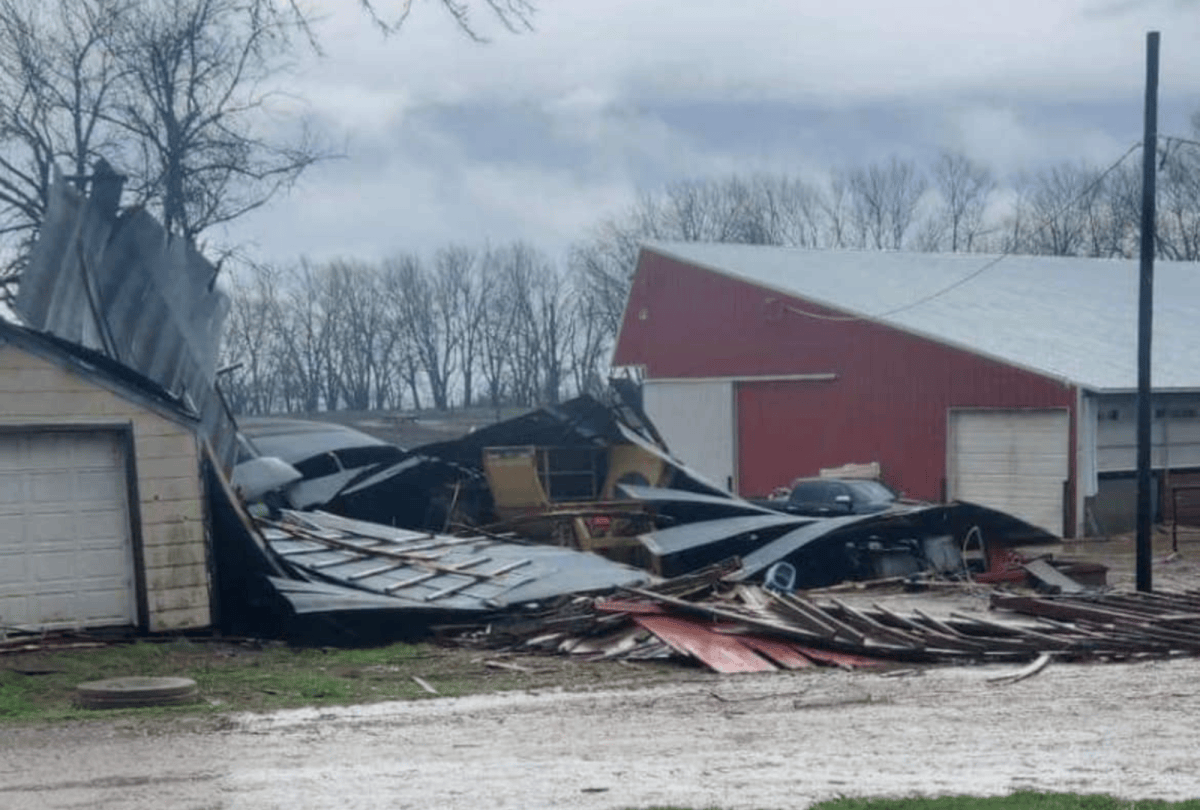 Videos Capture Tornado Aftermath of Destruction at Iowa Homes, Farms ...