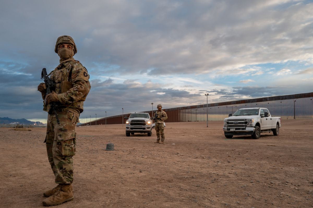 Texas National Guard Fires on Migrants, Video Appears to Show - Newsweek