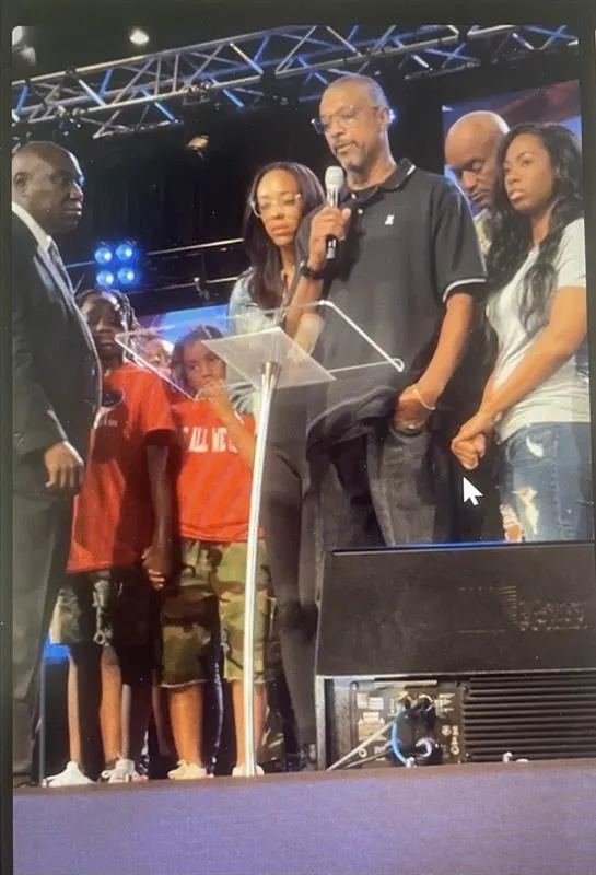 Robin Fortson He ‘Should Be Here’: Roger Fortson’s Family Speaks Out At Airman’s Wake ...