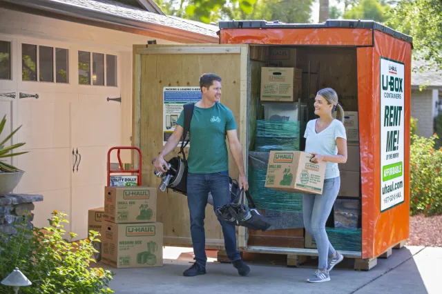 U-Box customers moving into their new home