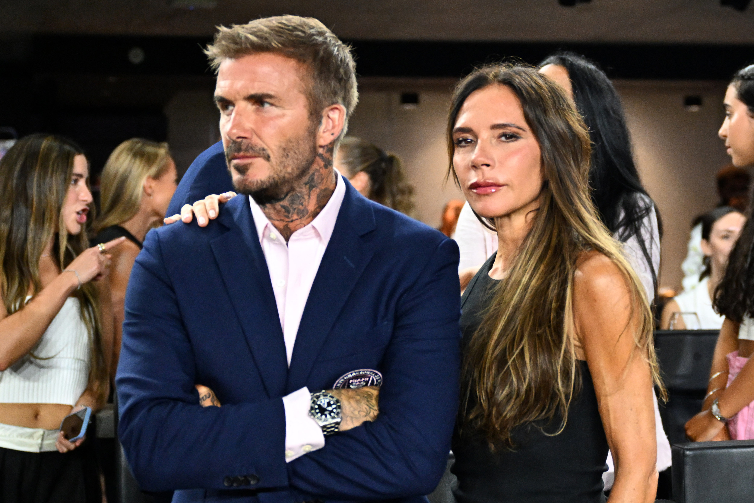 2420575-victoria-david-beckham.jpg