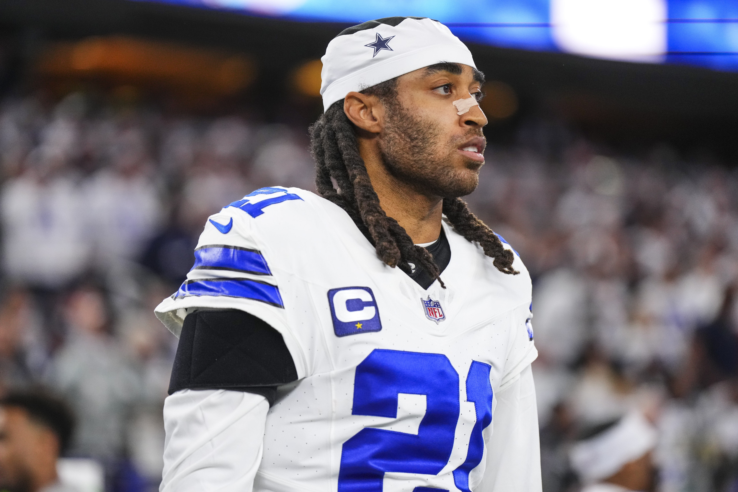 Former Cowboys Cornerback Stephon Gilmore On Being Unsigned: 'I'm Still a  Starter' - Newsweek