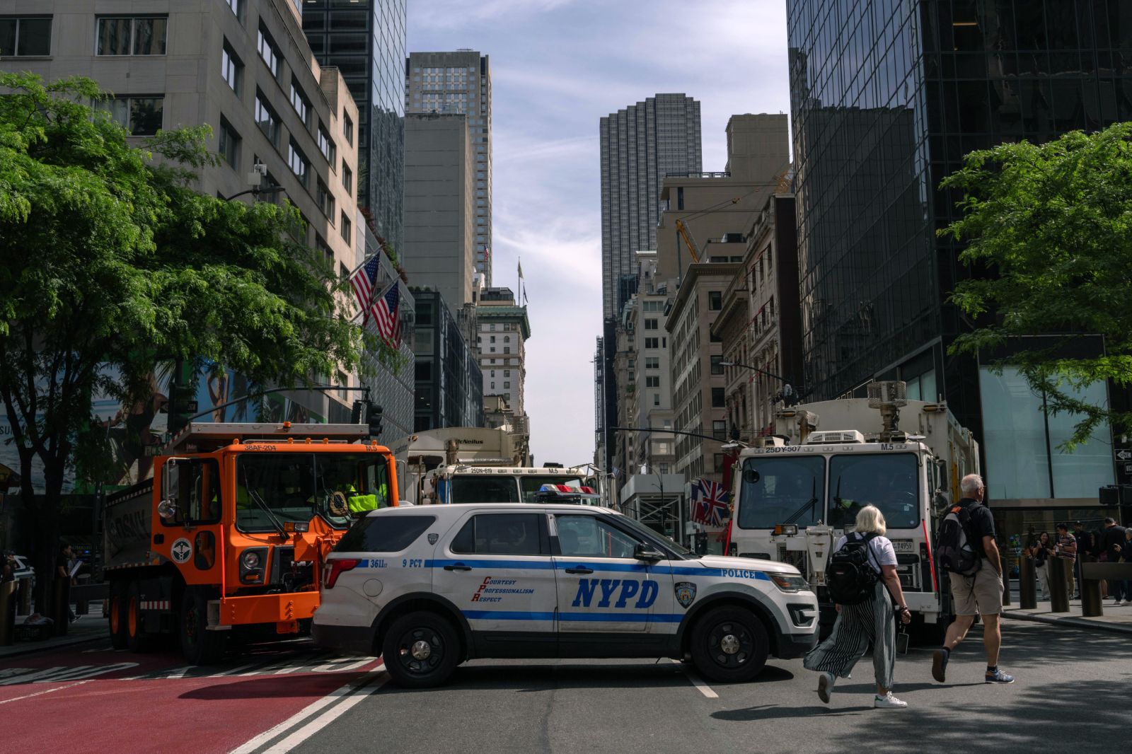 New York Official Accused of Biting Cop During Arrest in Viral Video ...