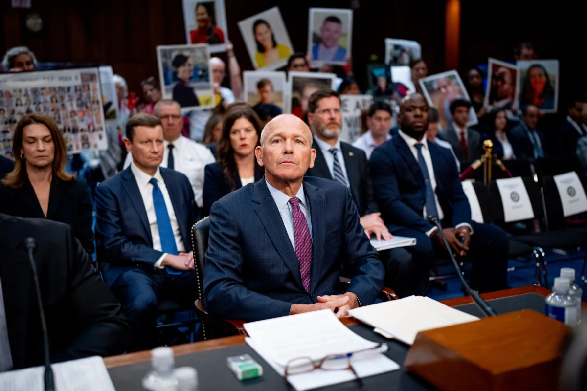 Boeing Boss Still Hasn't Met with Whistleblowers to Talk Safety, Lawyer ...