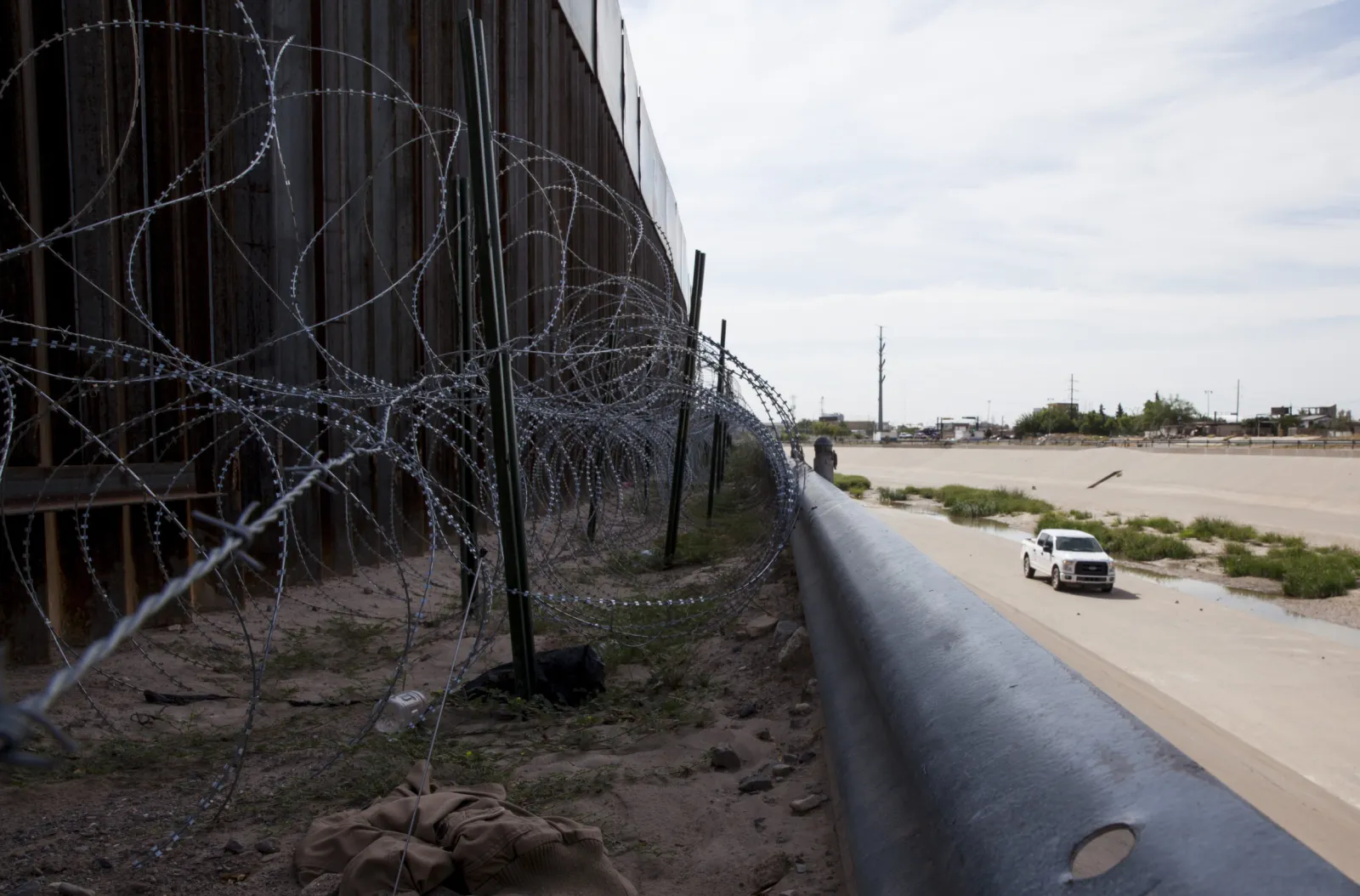 Greg Abbott Orders Texas Hospitals to Report Illegal Immigrants’ Data ...