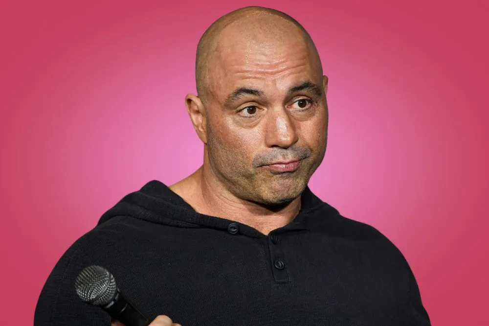 Joe Rogan Reveals How He Books Podcast Guests - Newsweek