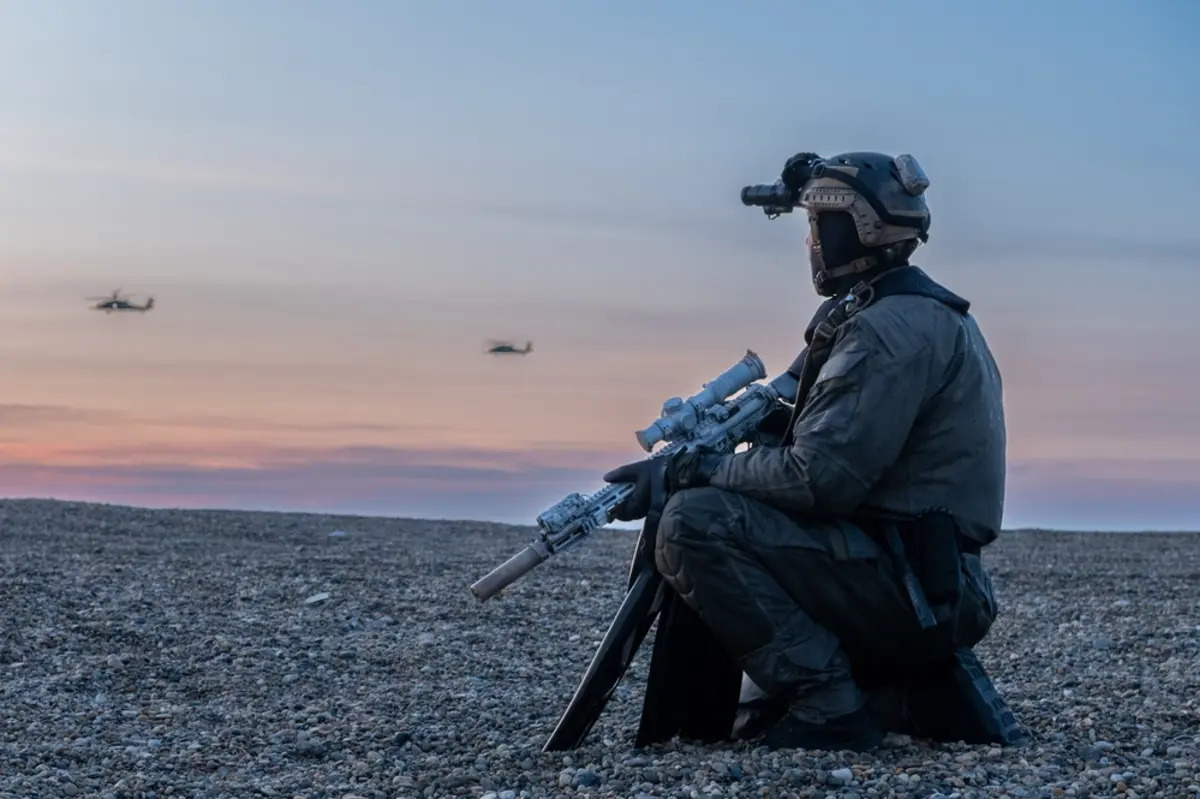 Navy SEALs Test Arctic Skills in Freezing 'Operation Polar Dagger