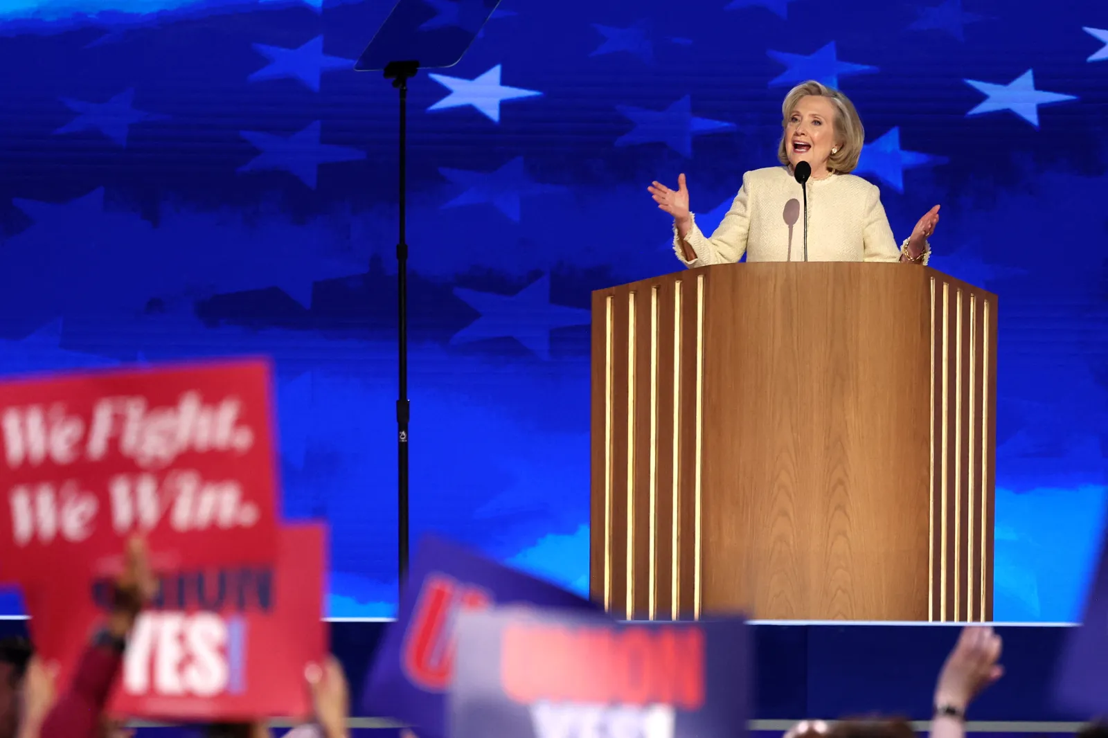 Hillary Clinton Hands Baton to Kamala Harris: ‘The Future Is Here ...