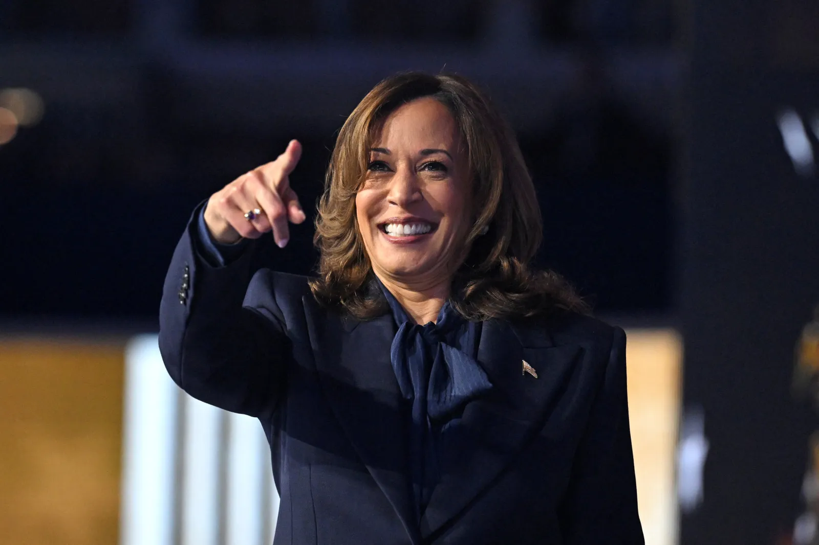 Kamala Harris Overtakes Donald Trump in New Poll - Newsweek